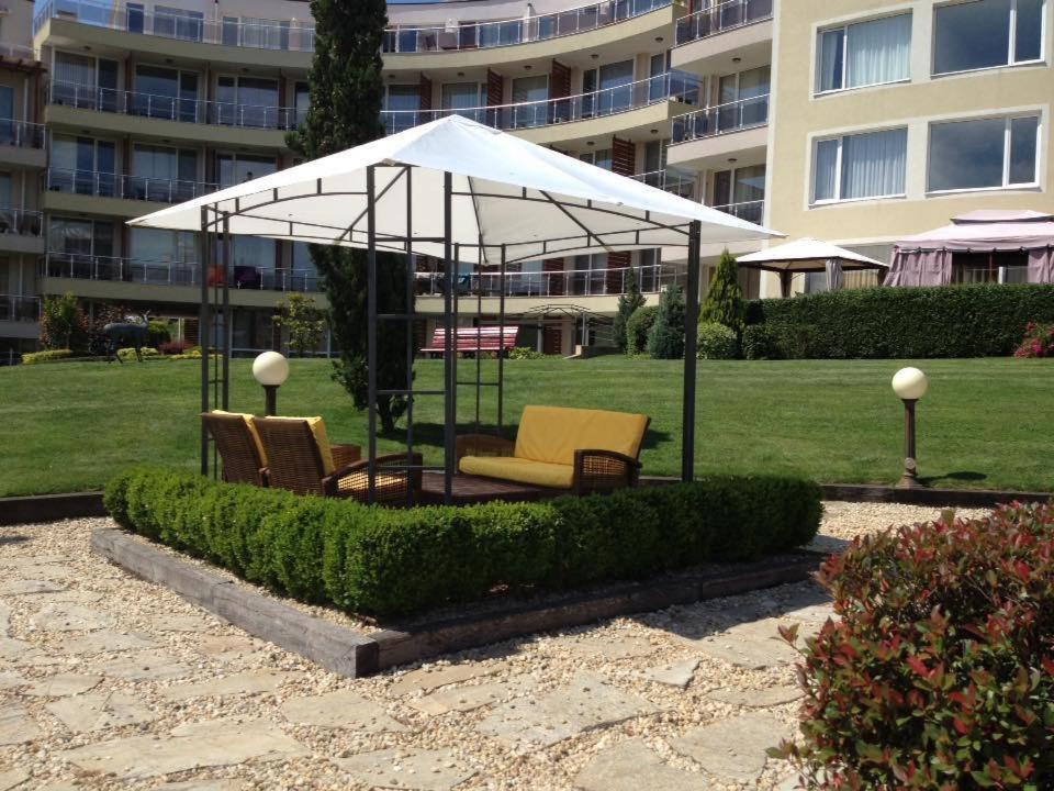 Apartments Del Sol - Sunny Island Complex Tsjernomorets Eksteriør bilde